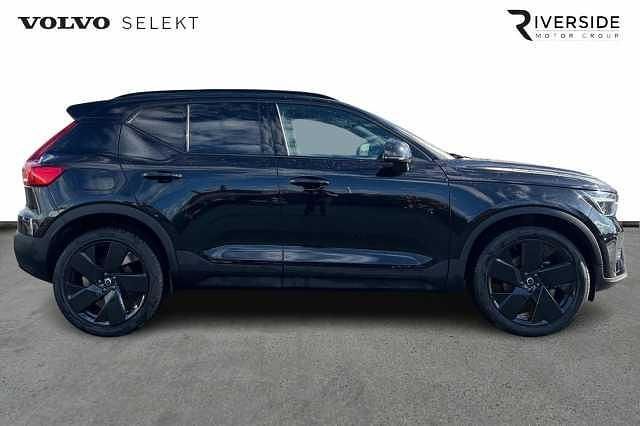 Used Volvo XC40 Plus 163 HP (119 kW) 2025 Onyx black SUV