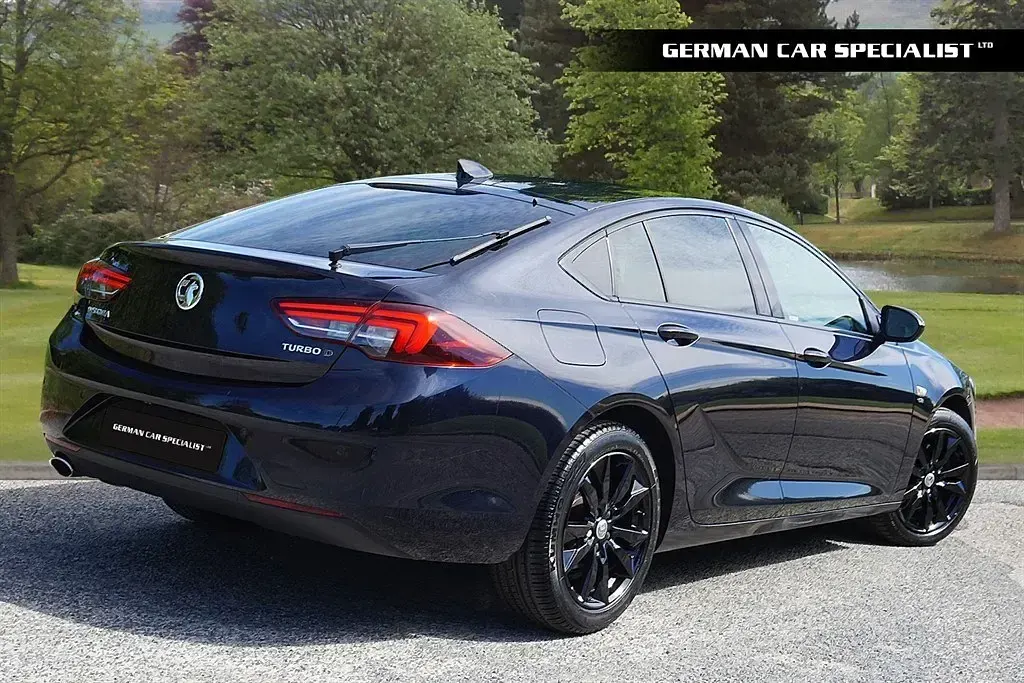 Begagnad Vauxhall Insignia Elite 2017 Blå Halvkombi