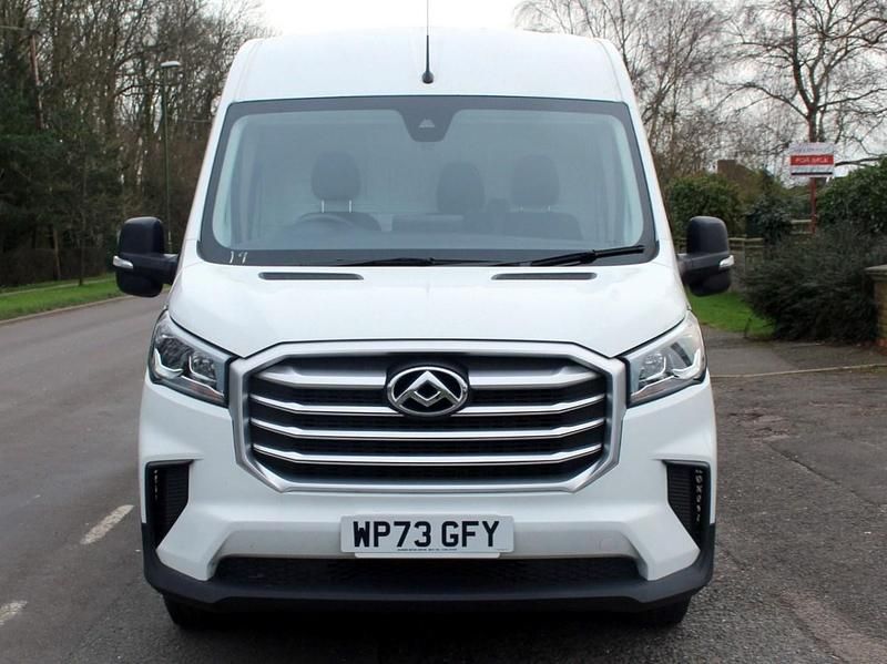 Used Maxus V90 163 HP (119 kW) 2023 White Van