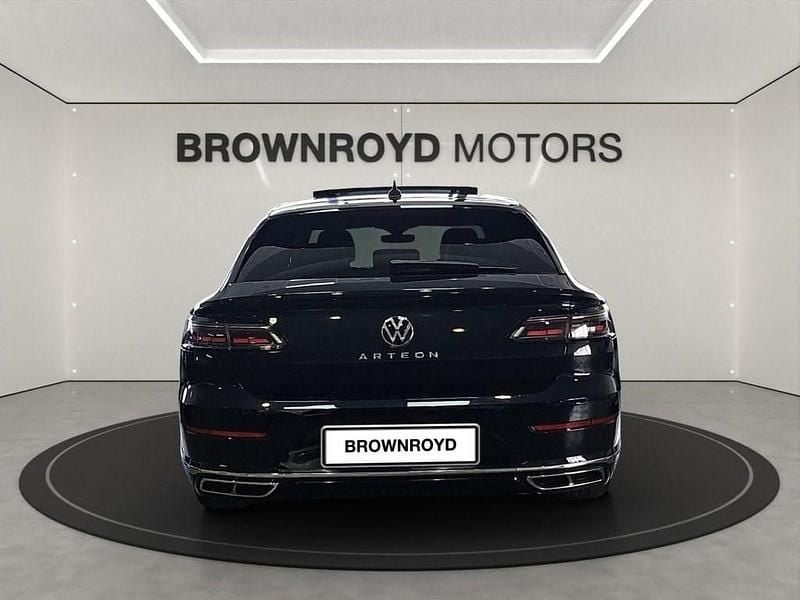 Usado VW Arteon R-line 190 HP (139 kW) 2022 Preto Carrinha