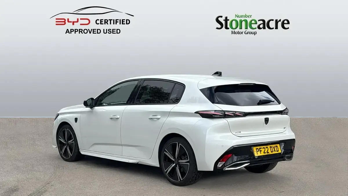 Used Peugeot 308 GTi 130 HP (95 kW) 2022 White Hatchback