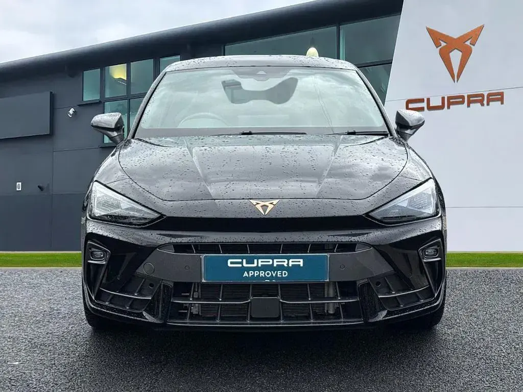 Used Cupra Leon 150 HP (110 kW) 2025 Black Hatchback