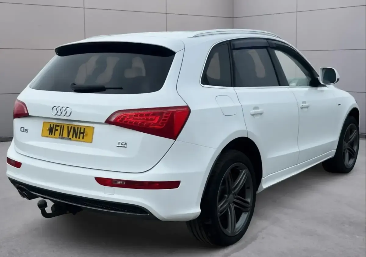 Used Audi Q5 S-Line 168 HP (123 kW) 2011 White SUV