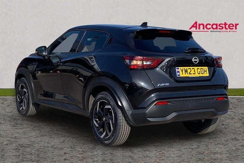 Used Nissan Juke N-Connecta 112 HP (82 kW) 2023 Black SUV