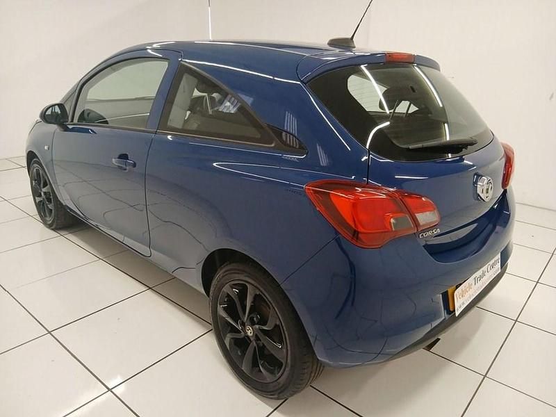 Used Vauxhall Corsa SRi 75 HP (55 kW) 2018 Blue Hatchback