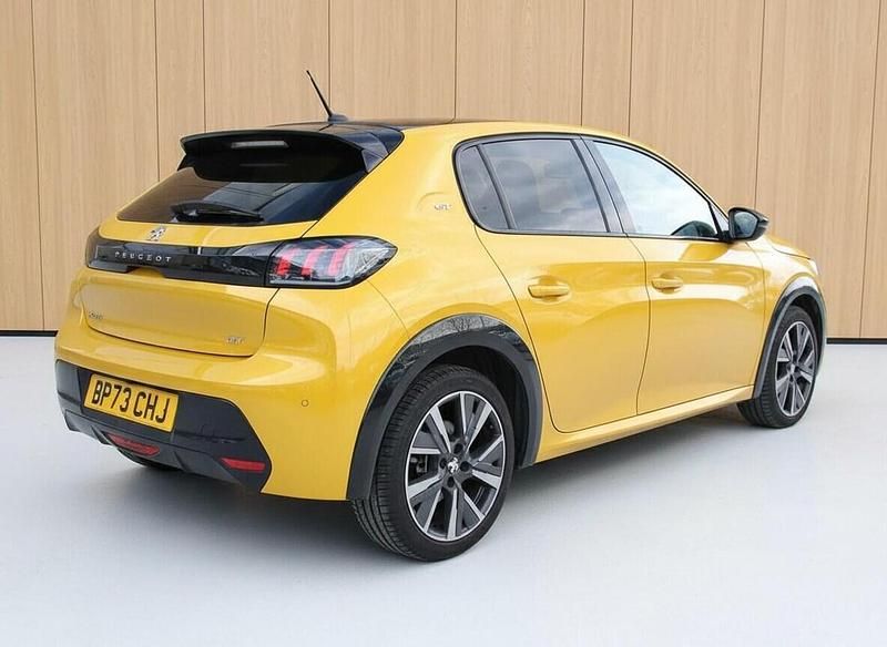 Used Peugeot 208 GTi 101 HP (74 kW) 2023 Yellow Hatchback