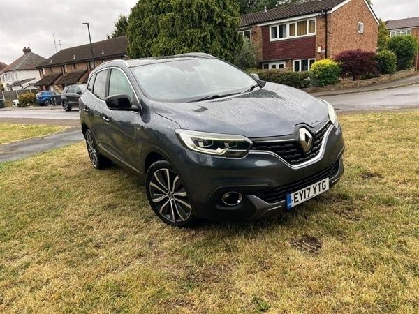 Grey Used 2017 Renault Kadjar Signature SUV | £9,495 (Fair price) - Image 1/1