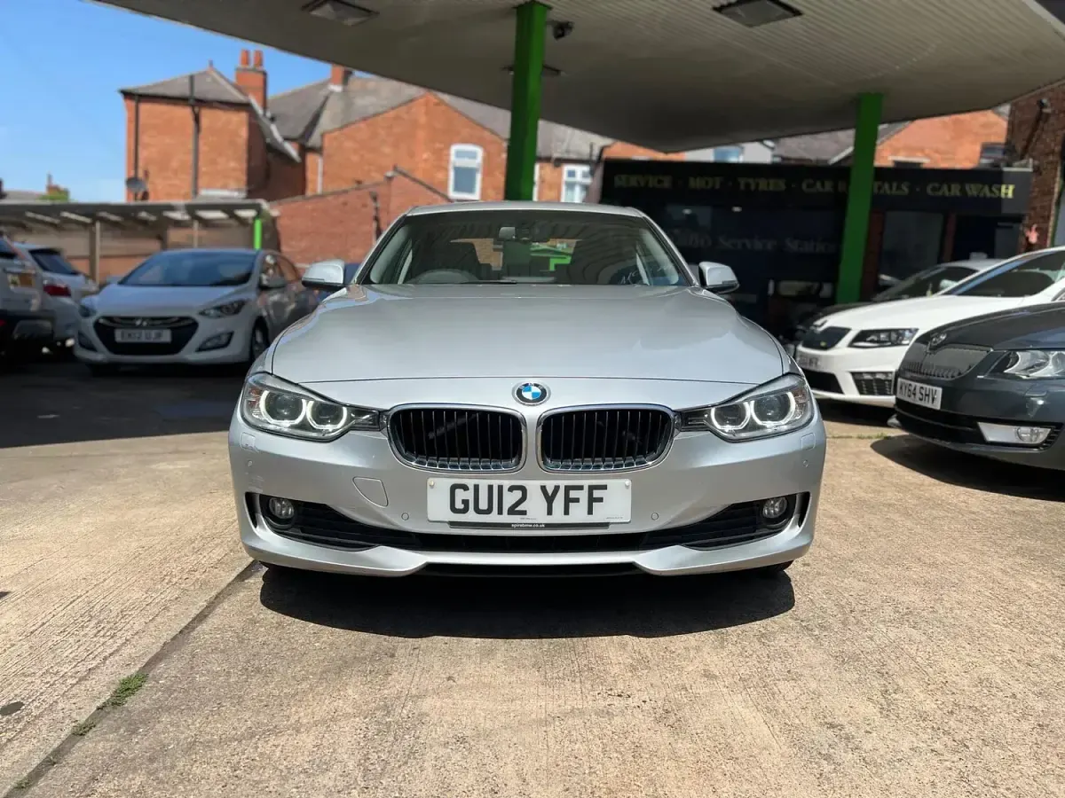 Used BMW 320 Impressive 2012 Silver Sedan