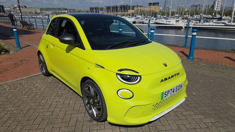 Used Abarth 500e 114 kW (155 HP) 2024 Green Hatchback