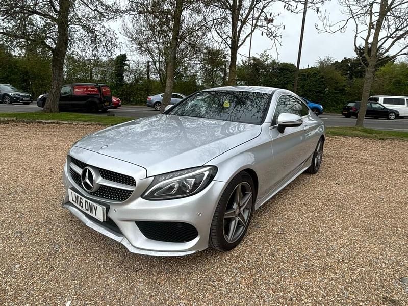 Usado Mercedes C220 AMG line 170 HP (125 kW) 2016 Prateado Coupé