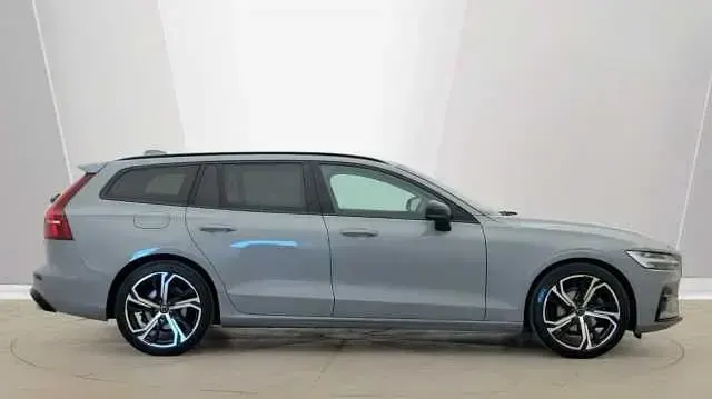 Used Volvo V60 Ultra 194 HP (142 kW) 2026 Estate