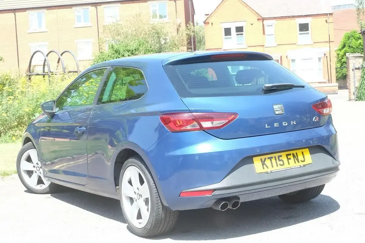 Used Seat Leon FR Sport 125 HP (91 kW) 2015 Blue Coupe