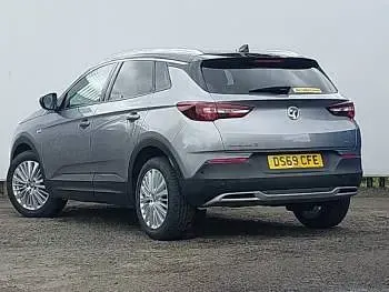 Used Vauxhall Grandland X Business Edition 130 HP (95 kW) 2020 Grey SUV