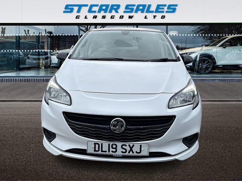 Used Vauxhall Corsa SRi 90 HP (66 kW) 2019 White Hatchback