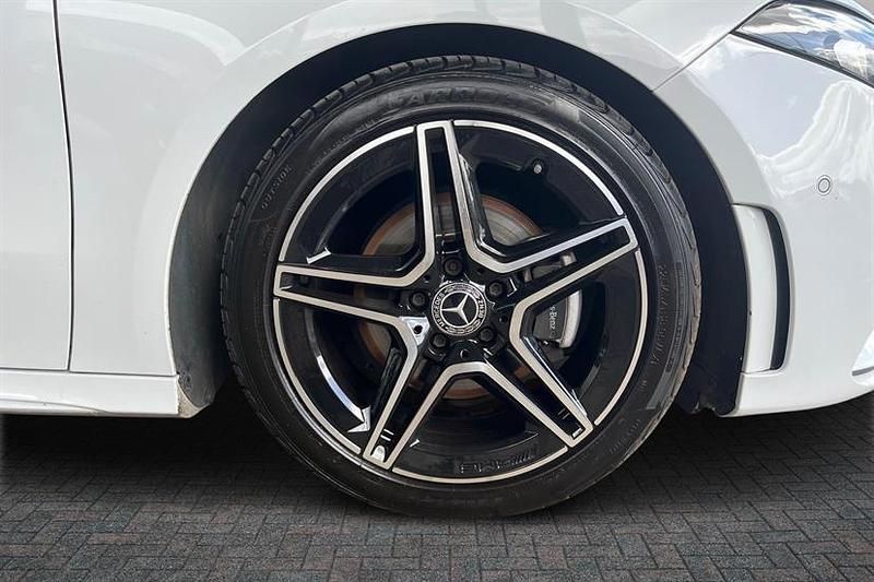 Used Mercedes A180 AMG Line Premium 136 HP (100 kW) 2023 Digital white Hatchback