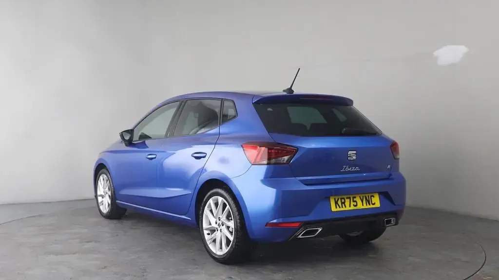 New Seat Ibiza FR 115 HP (84 kW) 2025 Blue Hatchback