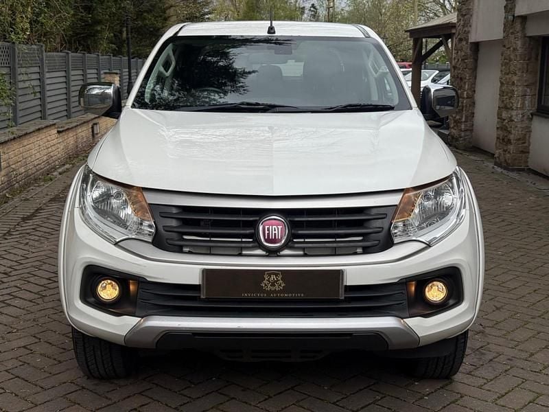 Usado Fiat Fullback 180 HP (132 kW) 2017 Branco Pickup