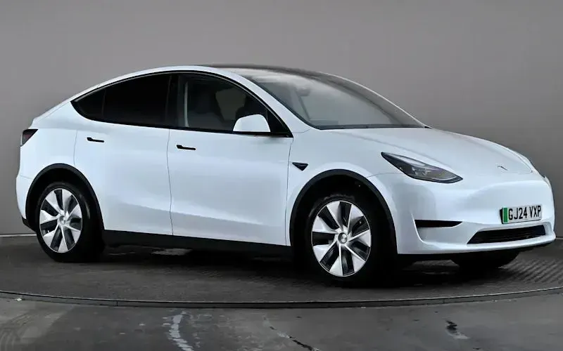 Used Tesla Model Y Standard Range 219 kW (299 HP) 2024 SUV