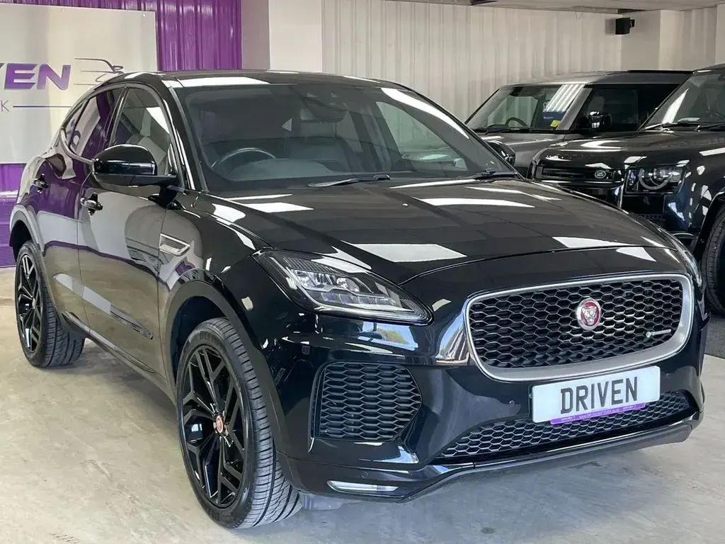 Używany Jaguar E-Pace R-Dynamic 150 KM (110 kW) 2020 Czarny SUV