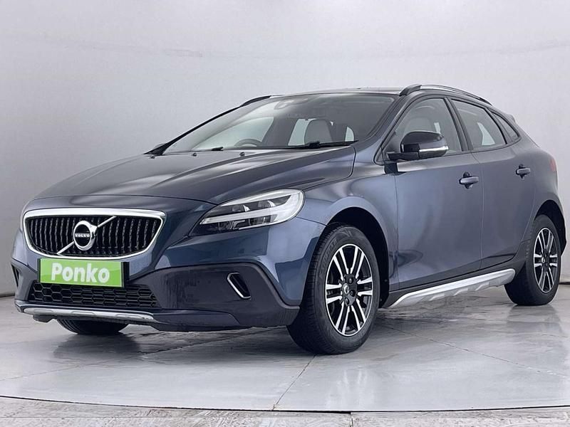 Used Volvo V40 2016 Blue Hatchback
