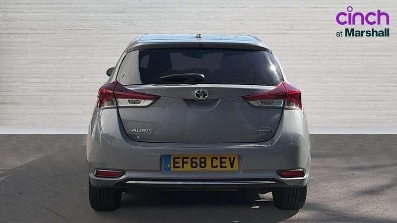 Used Toyota Auris Hybrid 136 HP (100 kW) 2018 Grey Hatchback