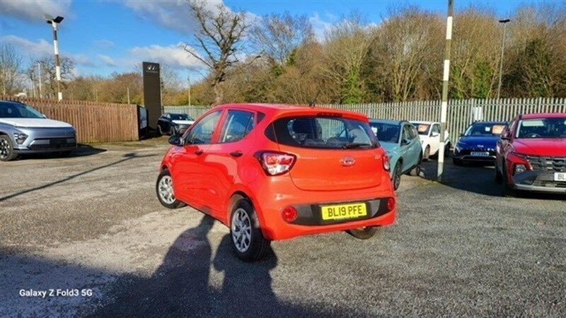 Red Used 2019 Hyundai i10 Hatchback | £7,495 (Good price) - Image 1/4