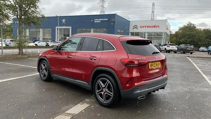 Used Mercedes GLA200 AMG line 161 HP (118 kW) 2020 Red SUV