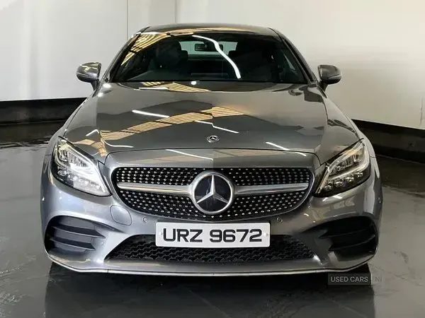 Usado Mercedes C220 AMG line 2019 Cinzento Coupé