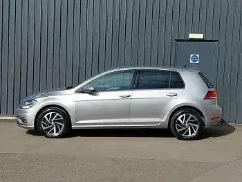Used VW Golf VII Match 115 HP (84 kW) 2019 Silver Hatchback