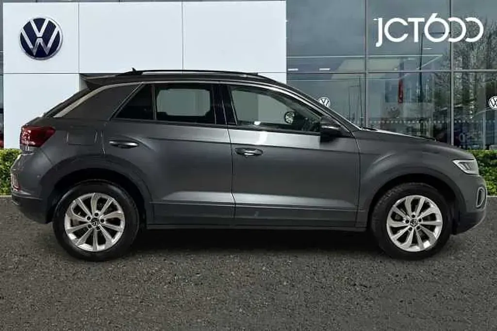 Used VW T-Roc Match 150 HP (110 kW) 2025 Grey SUV