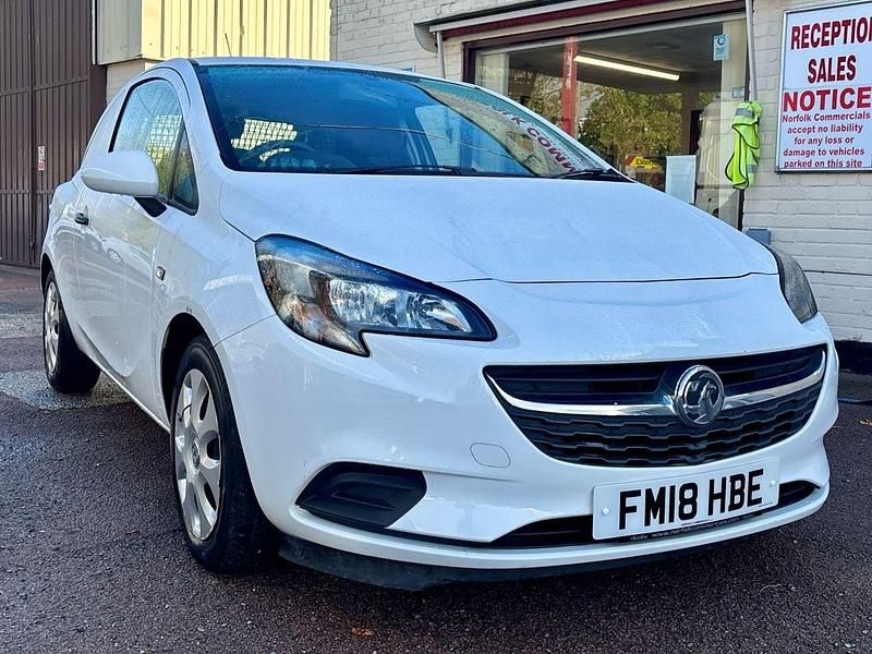 Used Vauxhall Corsa 95 HP (69 kW) 2018 White Van