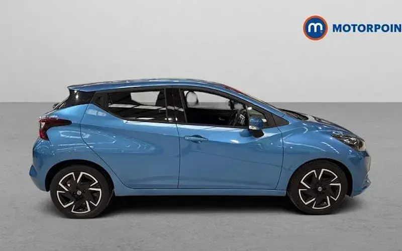 Used Nissan Micra Acenta 92 HP (67 kW) 2022 Blue Hatchback