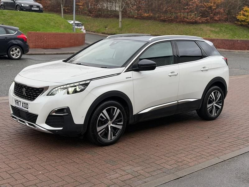 Used Peugeot 3008 GT-line 180 HP (132 kW) 2017 White Hatchback
