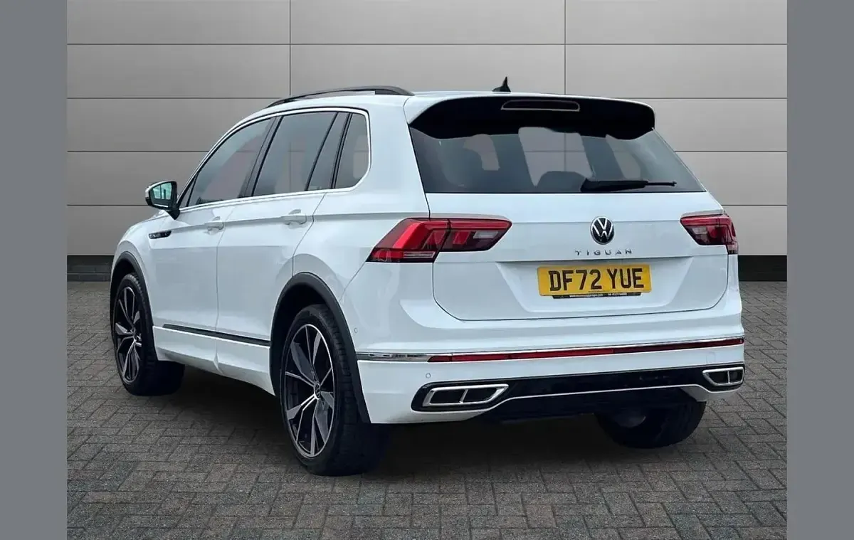 Used VW Tiguan R-line 150 HP (110 kW) 2023 White SUV