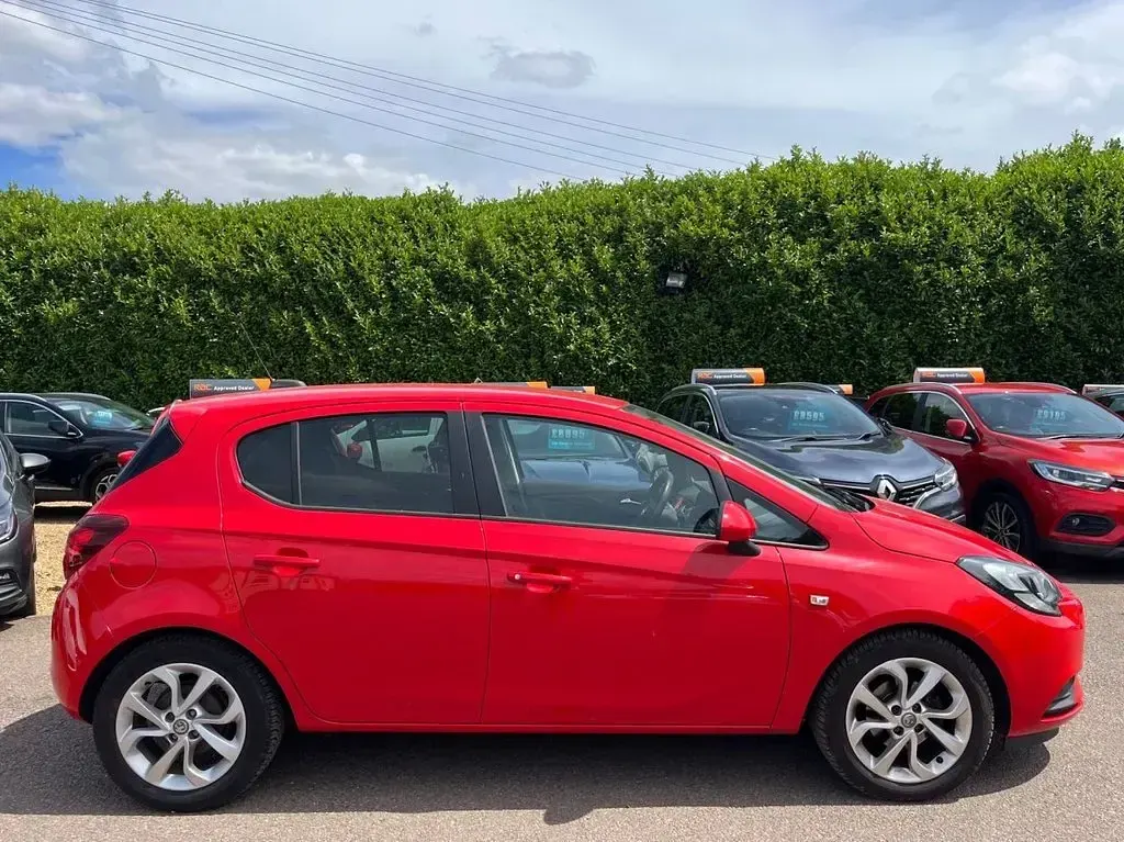 Used Vauxhall Corsa Sport 90 HP (66 kW) 2018 Red Hatchback