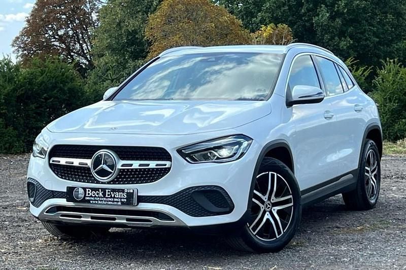 White Used 2021 Mercedes GLA200 SUV | £23,399 (Good price) - Image 1/1