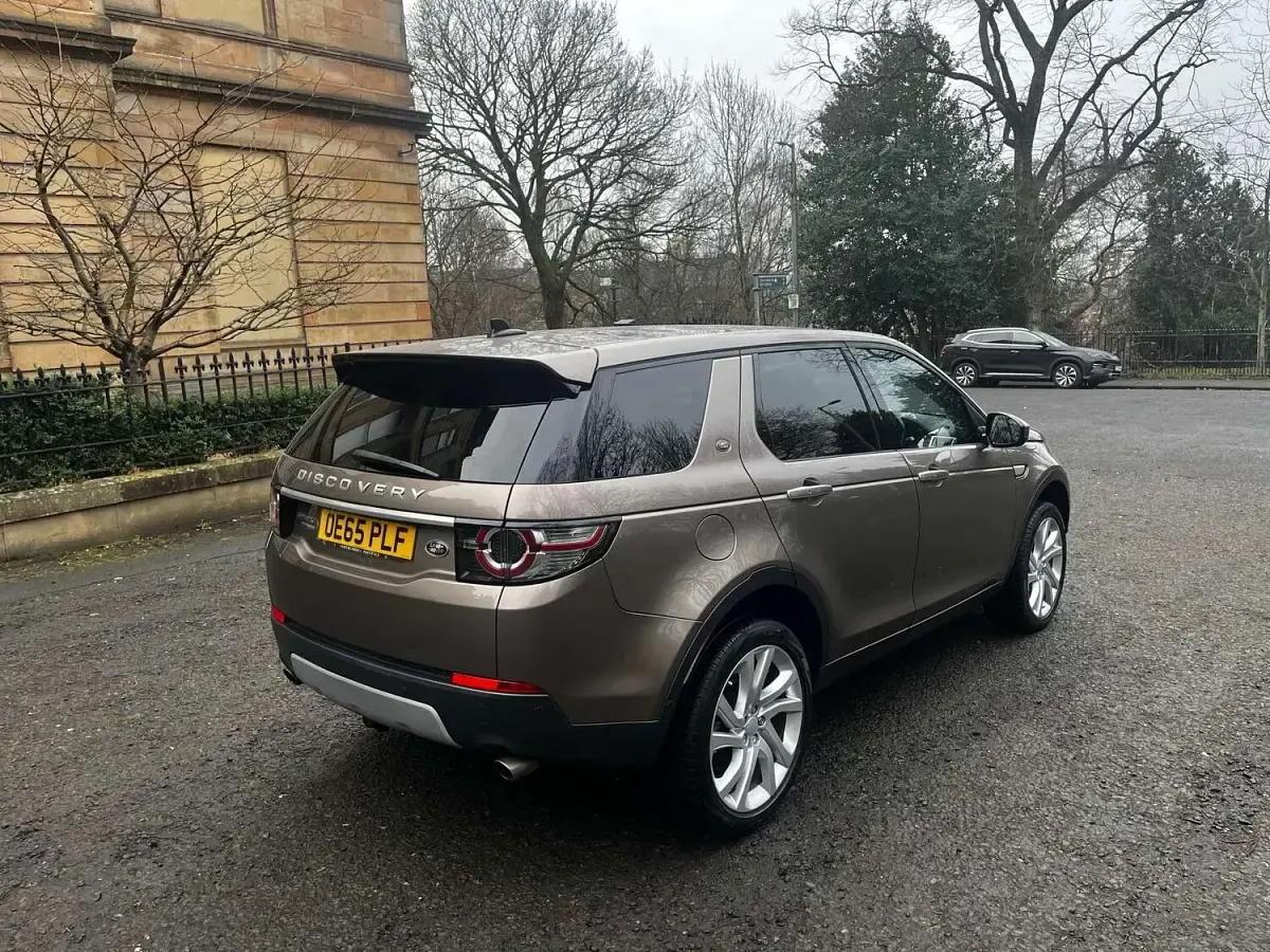 Used Land Rover Discovery Sport HSE Luxury 180 HP (132 kW) 2015 Brown SUV