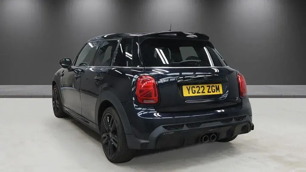 Used Mini Cooper S Hatch 178 HP (130 kW) 2022 Blue/black Hatchback