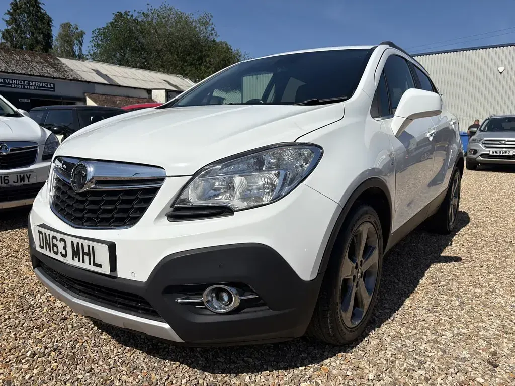 Used Vauxhall Mokka 130 HP (95 kW) 2013 White SUV