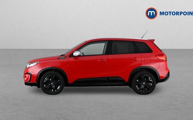 Gebraucht Suzuki Vitara 140 PS (102 kW) 2018 Rot SUV