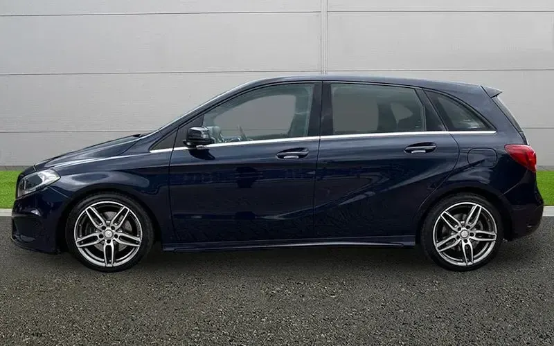 Used Mercedes B220 Executive 177 HP (130 kW) 2017 Blue MPV