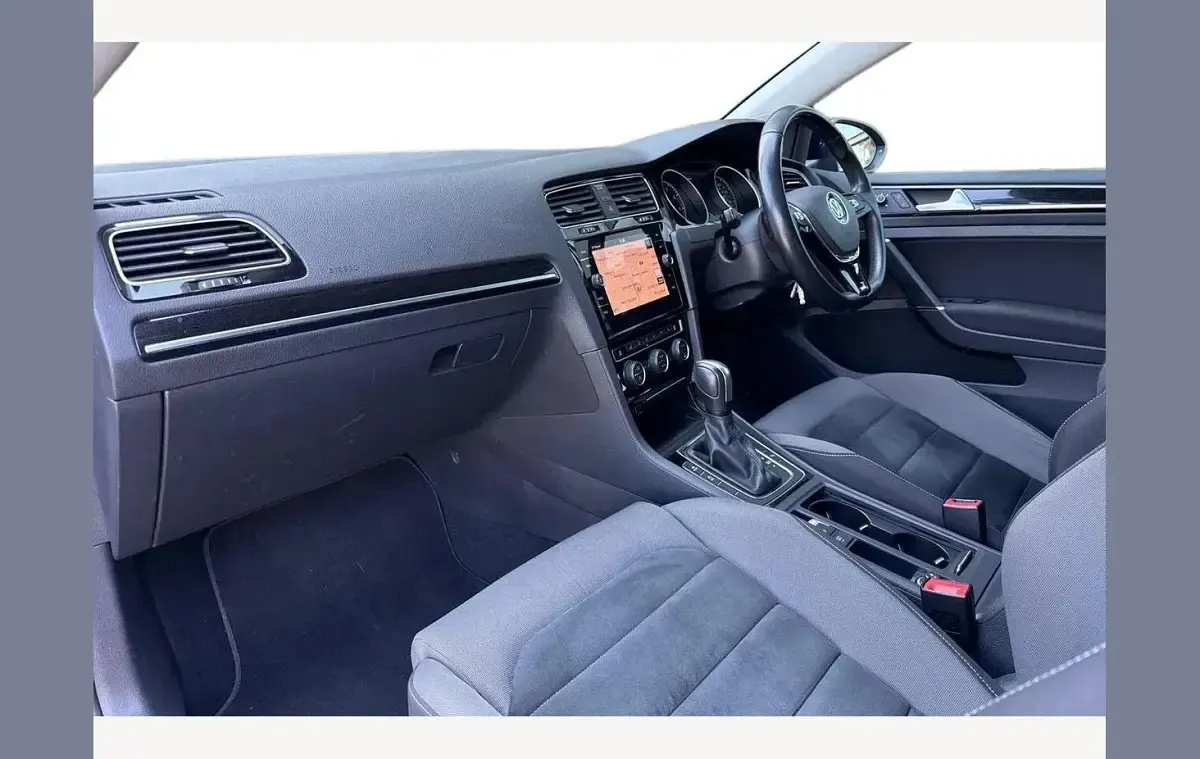 Used VW Golf VIII GT 148 HP (108 kW) 2020 Blue Hatchback