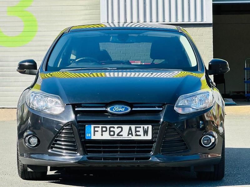 Used Ford Focus Titanium 2012 Black Hatchback