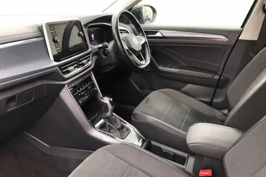Used VW T-Roc Style 150 HP (110 kW) 2023 Grey SUV
