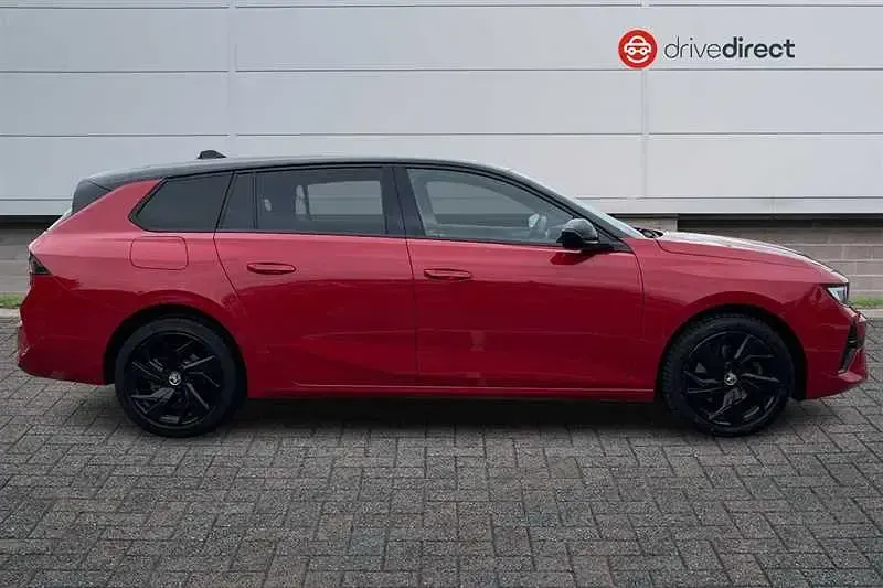 Used Vauxhall Astra S 130 HP (95 kW) 2024 Red Estate