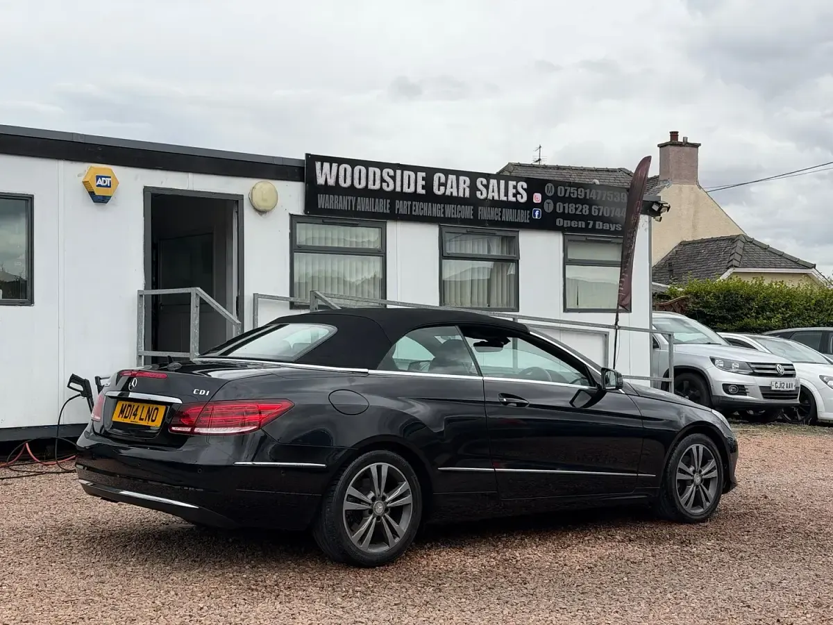 Used Mercedes E220 SE 170 HP (125 kW) 2014 Black Cabriolet