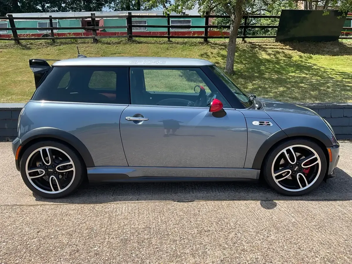 Used Mini John Cooper Works Hatch 218 HP (160 kW) 2006 Blue Hatchback