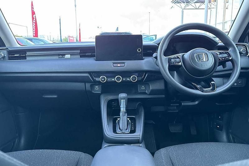 Second-hand Honda HR-V Elegance 131 CP (96 kW) 2023 Alb SUV