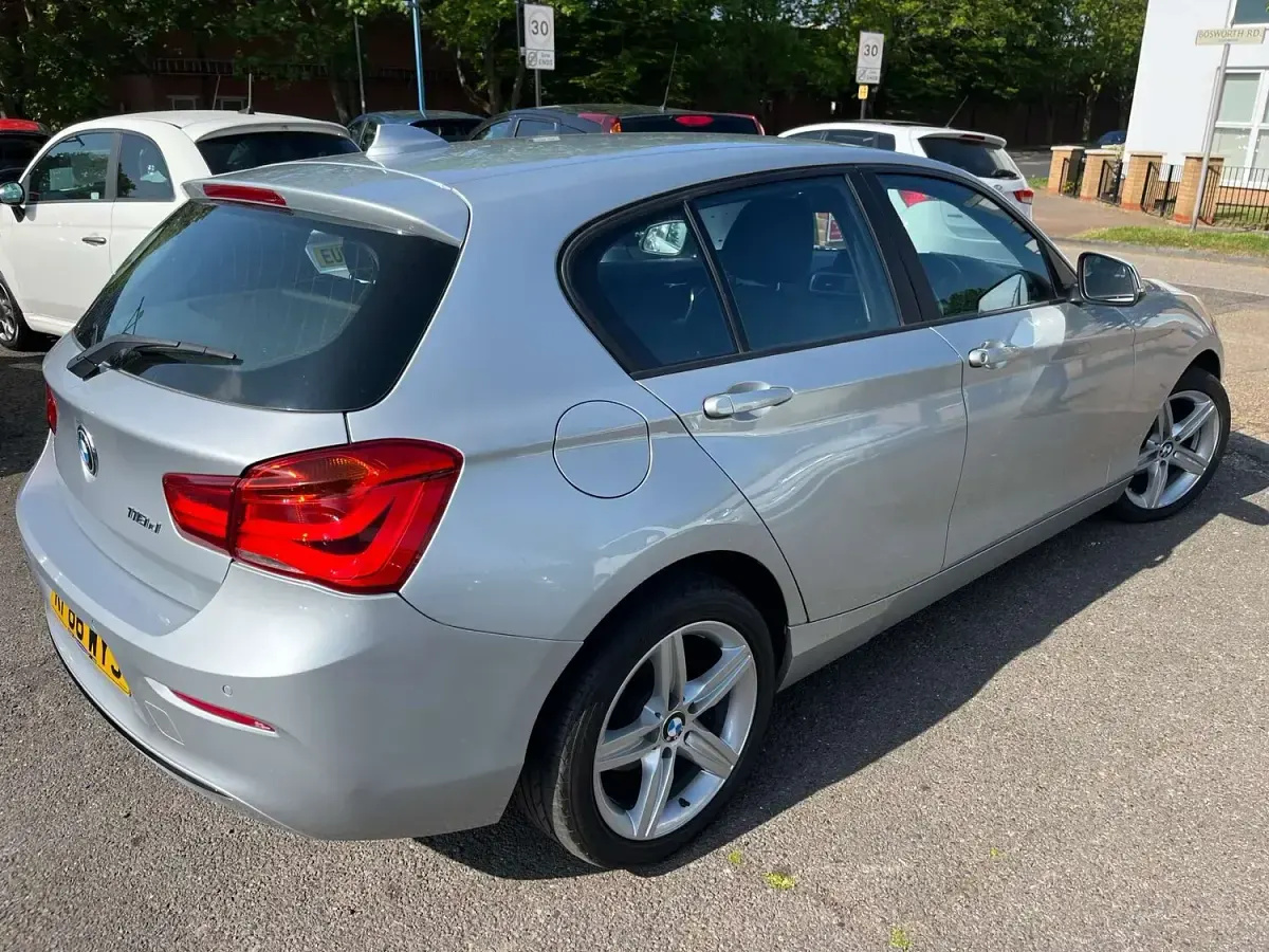 Used BMW 118 Sport Line 2016 Silver Hatchback