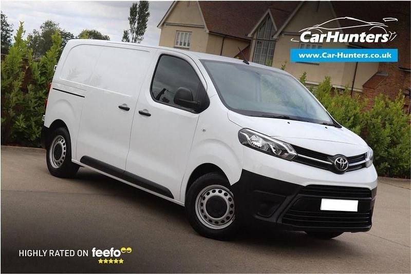 White Used 2023 Toyota Proace Active MPV | £9,495 (Super price) - Image 1/1
